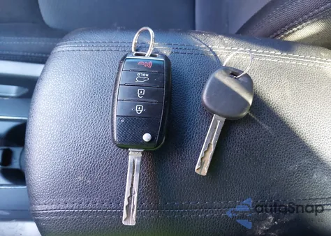 2014 Kia Sportage Lx z USA, uszkodzony, nr VIN KNDPB3AC2E7548597